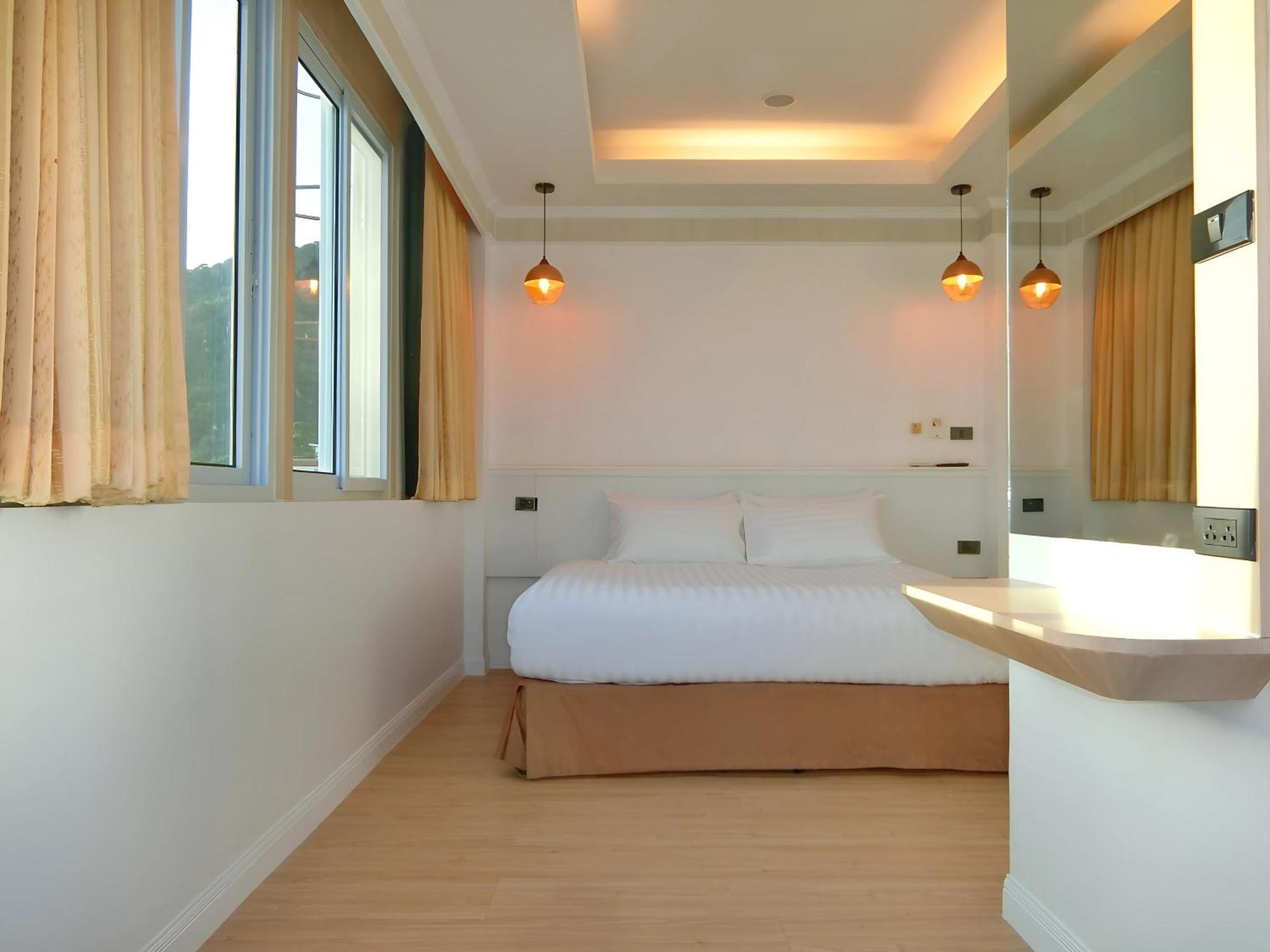 Sira Boutique Residence - Newly Renovated Patong Exterior photo