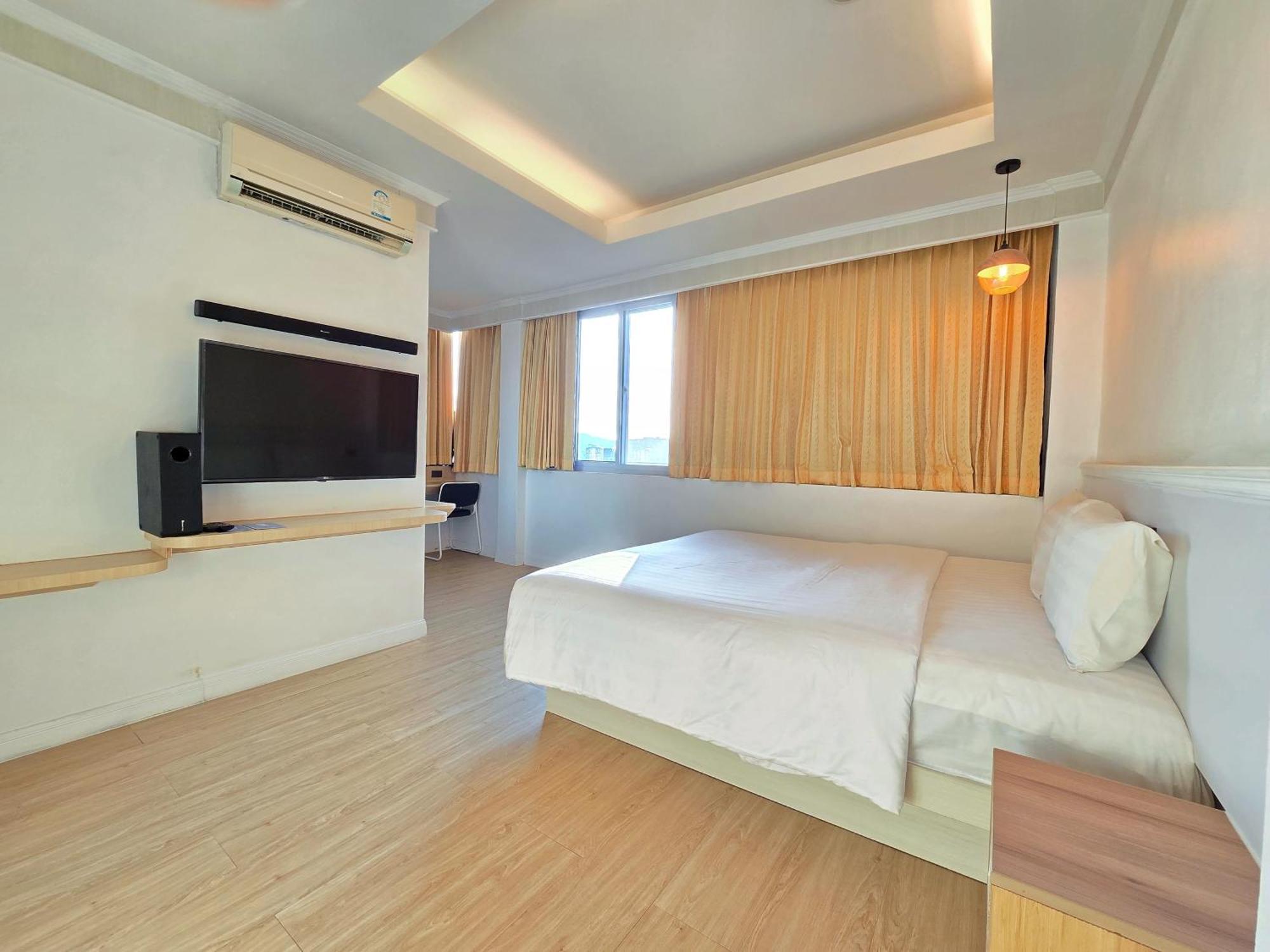 Sira Boutique Residence - Newly Renovated Patong Exterior photo